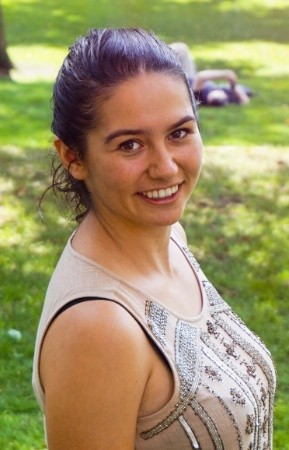 Hayley Oliver-Smith, Undergraduate at Tufts University